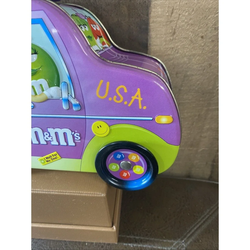 Vintage‎ 2002 M&M's Road Trip Tin Lunch Box Van SUV - Purple w/ Moving Wheels